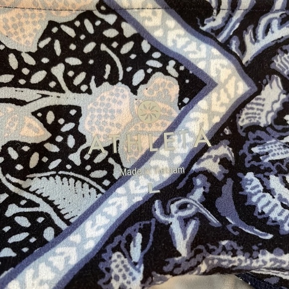 Athleta large leggings printed - Picture 3 of 4